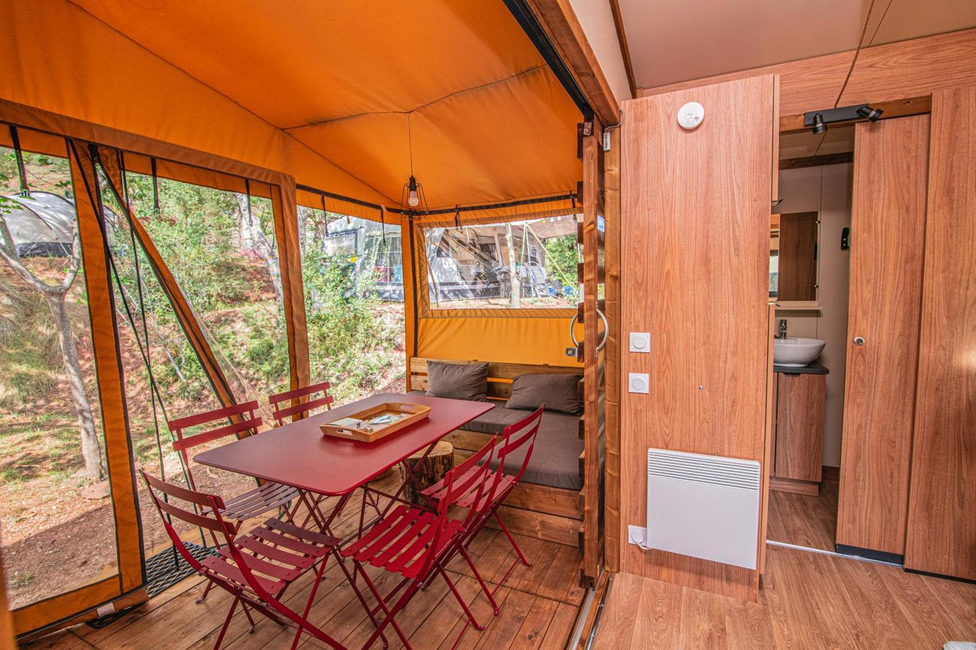 Camping Onlycamp Les Vailhes Lodeve Room photo